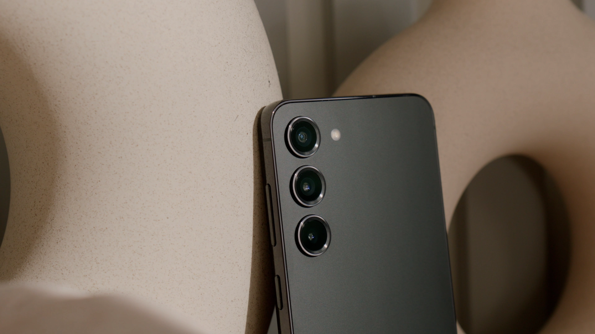 samsung-s23-vs-pixel-8-porownanie